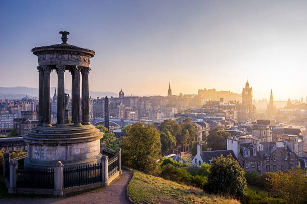 Walking in Edinburgh Three Reasons to Explore the City on Foot